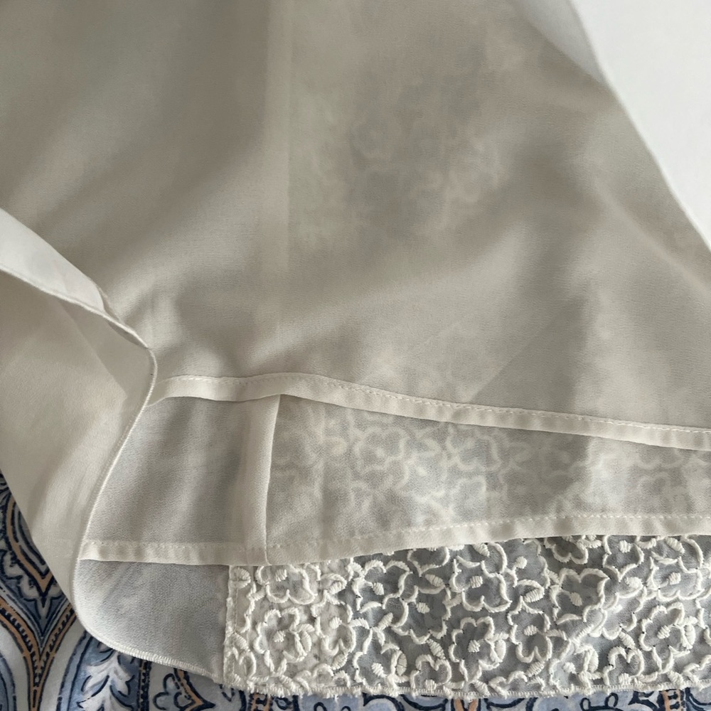 LOFT | Cream Sleeveless Blouse - Picture 11 of 15